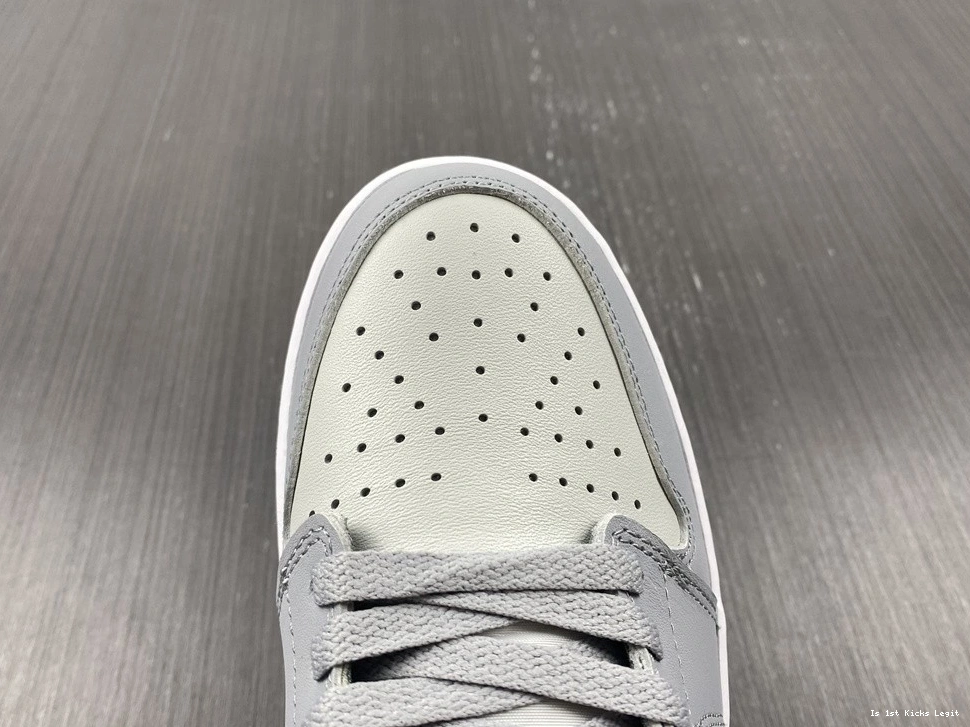 DD9315-002 Low Retro - Jordan 1 Wolf Grey Golf 0402